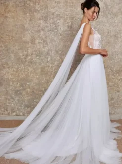 3 pieces Boho Wedding Dress V-Neck Short Sleeves Chapel Train Tulle Bridal Gowns