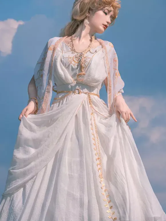 Academic Lolita Outfits White Embroidered Sleeveless Dress Cloak Accessory