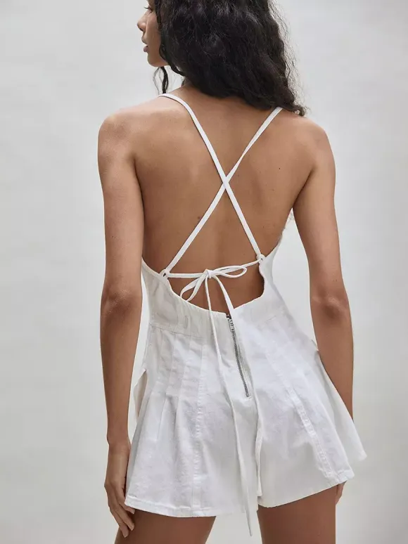 Backless Washed Denim Romper For Women - Grunge V-Neck Cross Strap Playsuit With Pockets - Summer Music Festival 2026
