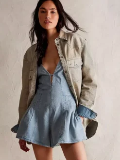 Backless Washed Denim Romper For Women - Grunge V-Neck Cross Strap Playsuit With Pockets - Summer Music Festival 2026