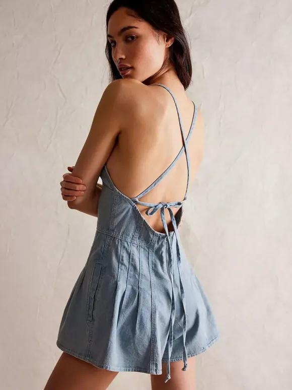 Backless Washed Denim Romper For Women - Grunge V-Neck Cross Strap Playsuit With Pockets - Summer Music Festival 2026