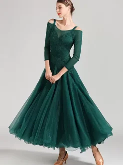 Ballroom Dance Costumes Dark Green Women's Elegant Polyester Lace Bateau Neck Lace Ruffles Dress Dance Dress