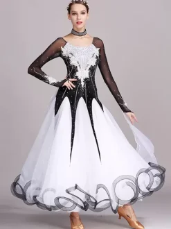 Ballroom Dance Costumes Black Women's Elegant Jewel Neck Polyester Dress Rhinestones Lace Layered Dance Dress