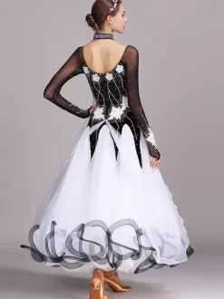 Ballroom Dance Costumes Black Women's Elegant Jewel Neck Polyester Dress Rhinestones Lace Layered Dance Dress