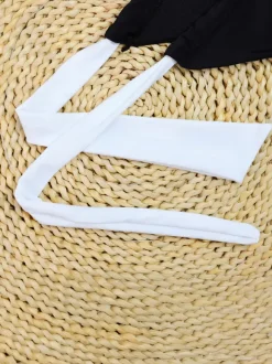 Bikinis Two-Tone Halter Triangle Sexy Thong Beach 2 Pieces Set
