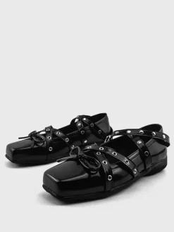 Black Ballet Flats Women's Square Toe Chukle Detail Criss Cross Casual Shoes