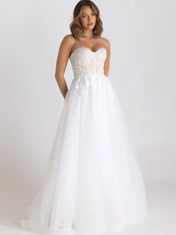 Black Loyal Wedding Dresses Lace A-Line Sleeveless Natural Waist Lace Court Train Bridal Gown
