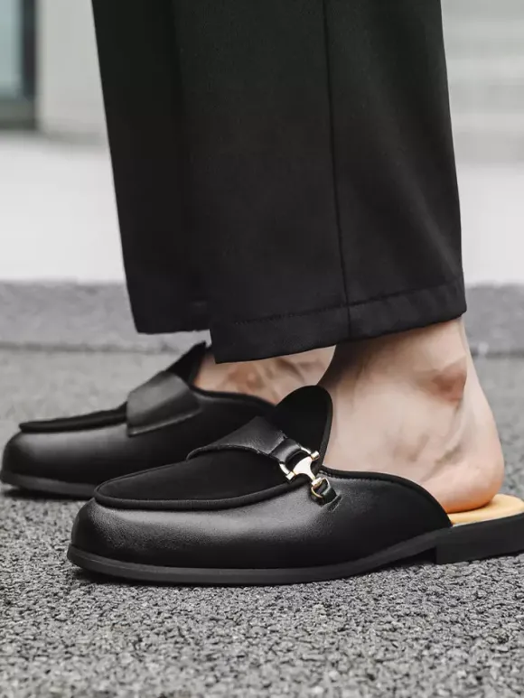 Black Mule Loafers Round Toe Metal Detail Bakcless Loafers