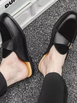 Black Mule Loafers Round Toe Metal Detail Bakcless Loafers