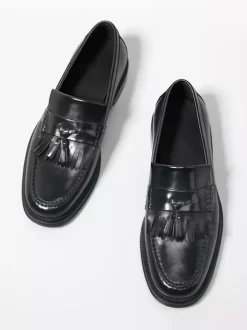 Black Penny Loafers For Men Round Toe Slip On Loafers With Tassels