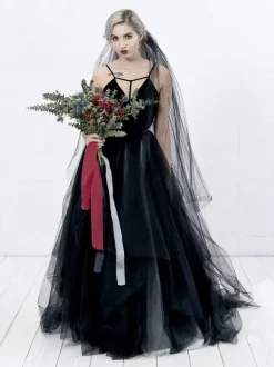 Black Wedding Dresses 2026 Velour A-Line Sleeveless Pleated With Train Bridal Dress Free Customization
