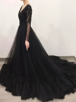 Black Wedding Dresses A-Line Long Sleeves Lace Floor-Length Bridal Gown Free Customization