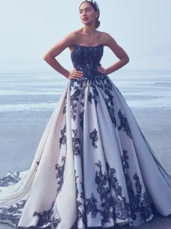 Black Wedding Dresses A-Line Sleeveless Lace With Train Bridal Gown Free Customization