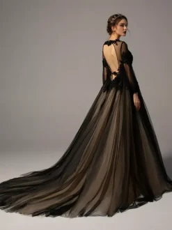 Black Wedding Dresses A-Line Jewel Neck Long Sleeves Tulle Lace With Train Bridal Dress Free Customization