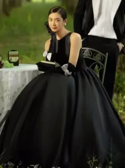 Black Wedding Dresses Satin Fabric A-Line Sleeveless Floor-Length Bridal Gown Free Customization