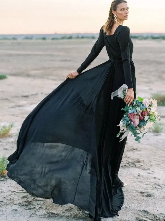 Black Wedding Dresses Stretch Crepe A-Line Long Sleeves With Train Bridal Gown Free Customization