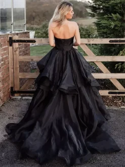 Black Wedding Dresses Tulle Ball Gown Sleeveless With Train Bridal Gown Free Customization