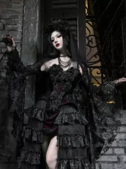 Black And Red Gothic Lolita SK Tiered High-Waisted Skirt Dramatic Train Lolita Skirt