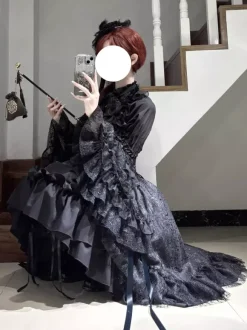 Black Gothic Lolita Dresses Lace Up Long Sleeves Ruffles Gothic Lolita Dress Set