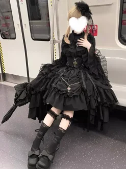 Black Gothic Lolita Dresses Lace Up Long Sleeves Ruffles Gothic Lolita Dress Set