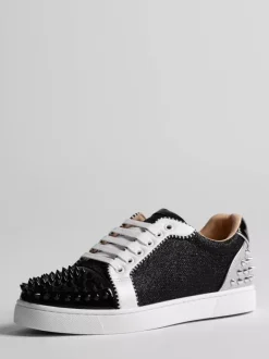 Black Men's Skate Sneakers Round Toe Studed Lace Up Casual Shoes
