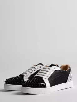 Black Men's Skate Sneakers Round Toe Studed Lace Up Casual Shoes