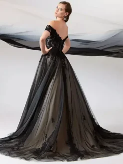 Black Wedding Dresses A-Line Short Sleeves Lace Floor-Length Bridal Gown Free Customization