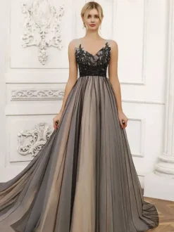 Black Wedding Dresses A-Line Sleeveless Lace With Train Bridal Dress Free Customization