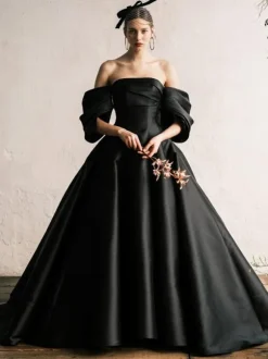 Black Wedding Dresses Ball Gown Short Sleeves Satin Fabric Floor-Length Bridal Gown Free Customization