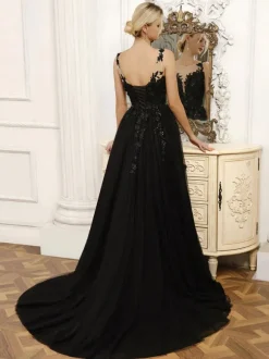 Black Wedding Dresses Lace A-Line Sleeveless With Train Bridal Dress Free Customization