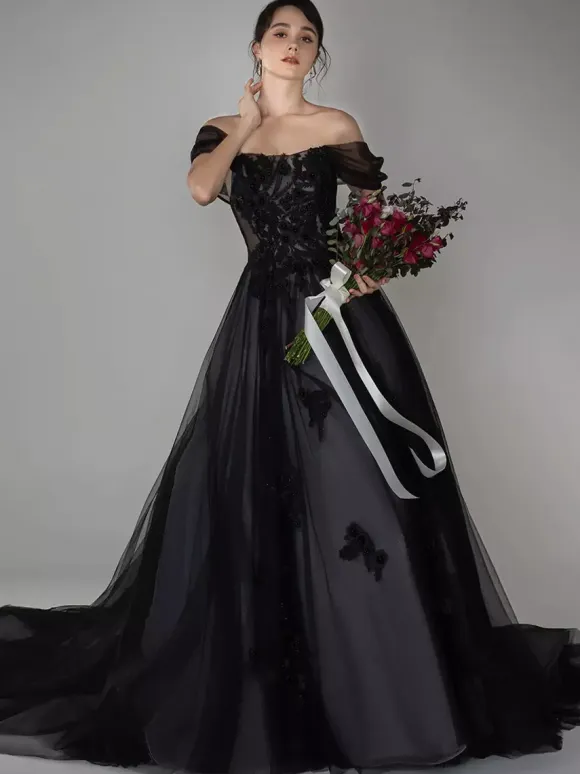 Black Wedding Dresses Lace A-Line Sleeveless With Train Bridal Gown Free Customization