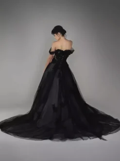 Black Wedding Dresses Lace A-Line Sleeveless With Train Bridal Gown Free Customization