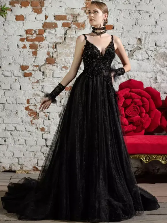 Black Wedding Dresses Lace A-Line Sleeveless Court Train Bridal Dress Free Customization