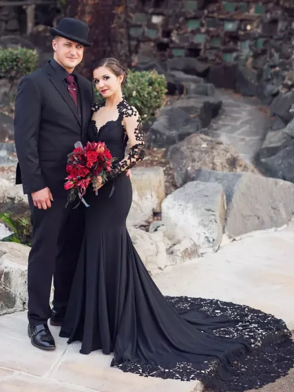 Black Wedding Dresses 2026 Stretch Crepe Mermaid Long Sleeves Lace With Train Bridal Gown Free Customization