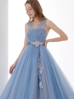 Blue Wedding Dress With Train Strapless Sleeveless Lace Up Long Lace Tulle A Line Bridal Gowns Free Customization