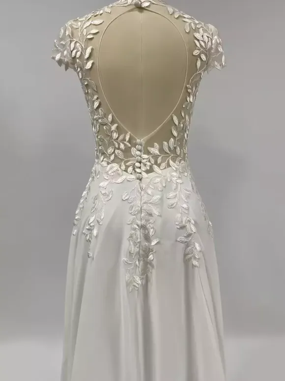 Bohemian Wedding Dress Round Neck Short Sleeves Oval Back Cutout Slit Skirt Small Train