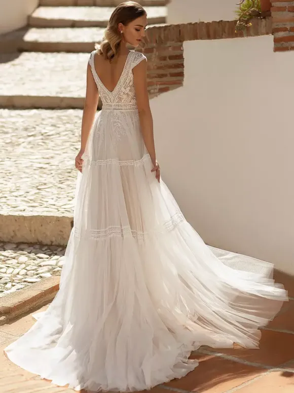 Boho Wedding Dress Lace Lace A-Line Court Train Natural Waist Backless Sleeveless V-Neck Ivory