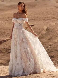 Boho Wedding Dress Lace Lace A-Line Court Train Natural Waist Backless Sleeveless Sweetheart Neck Ivory
