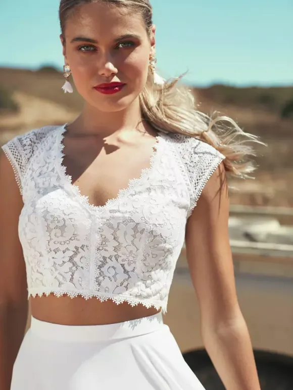 Boho Wedding Dress Lace Lace Two-piece Floor-Length Natural Waist Zipper Short Sleeves V-Neck Ivory