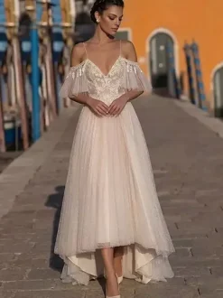 Boho Wedding Dress Tulle Lace A-Line With Train Natural Waist Zipper Short Sleeves V-Neck Ivory