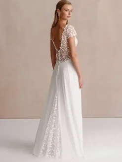 Boho Wedding Dress V-Neck Short Sleeves With Train Lace Bridal Gowns