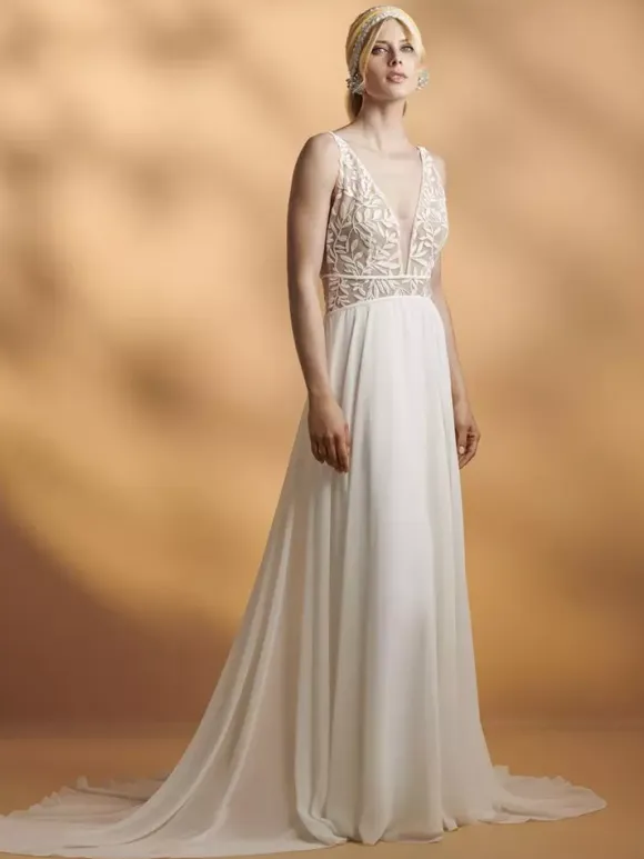 Boho Wedding Dress Chiffon Lace A-Line With Train Natural Waist Zipper Sleeveless V-Neck White