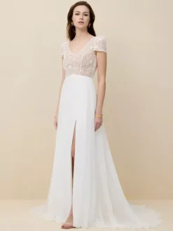 Boho Wedding Dress Designed Neckline Short Sleeves With Train Lace Bridal Gowns