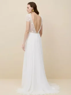 Boho Wedding Dress Designed Neckline Short Sleeves With Train Lace Bridal Gowns