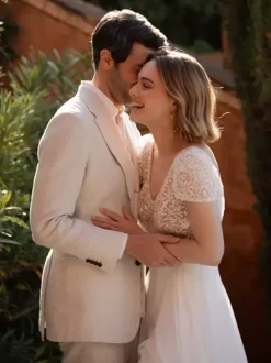 Boho Wedding Dress Designed Neckline Short Sleeves With Train Lace Bridal Gowns