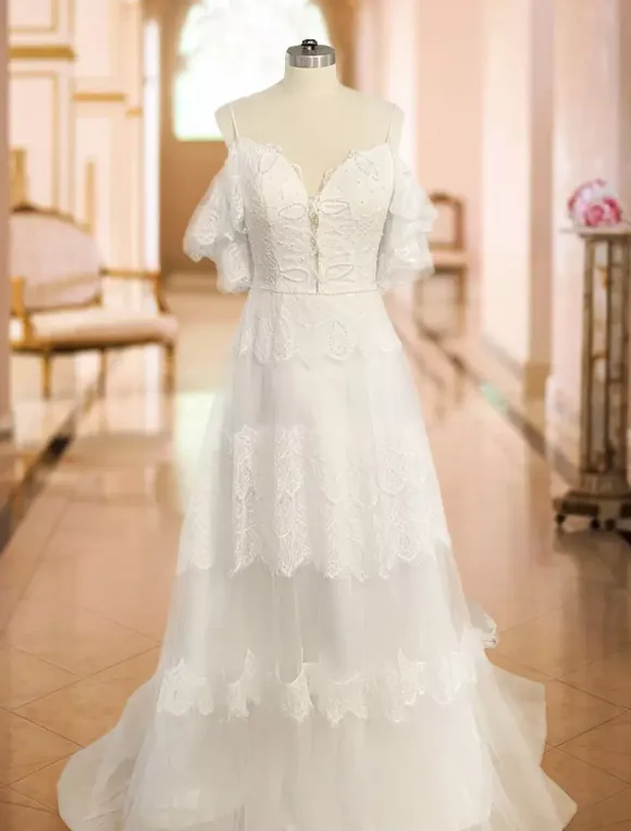 Boho Wedding Dresses 2026 A Line Deep V Neck Straps Lace Short Sleeve Bridal Gown For Beach Wedding With Sweep Train