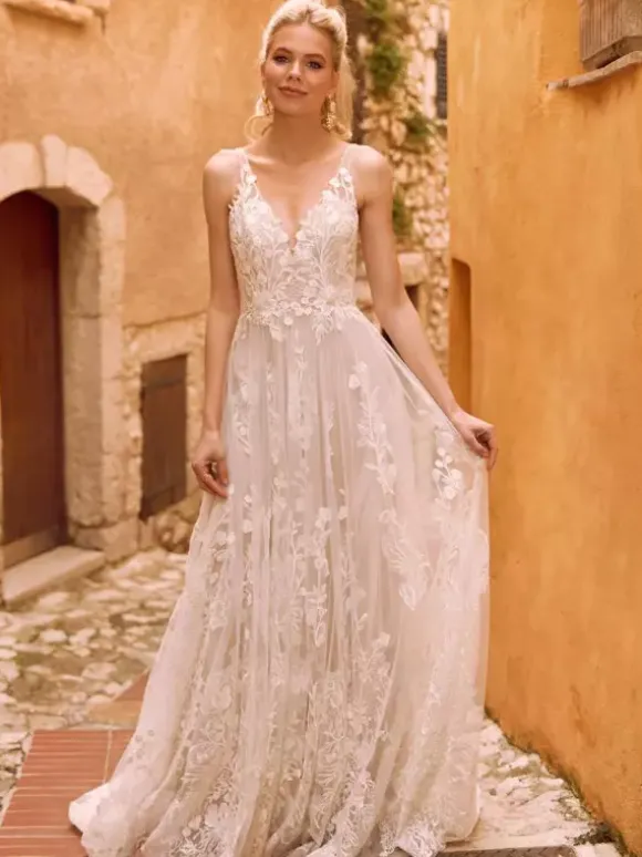 Boho Wedding Dress Lace Lace A-Line Court Train Natural Waist Backless Sleeveless V-Neck Ivory