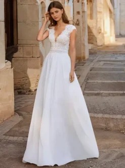 Boho Wedding Dress Lace Lace Ball Gown Floor-Length Natural Waist Backless Sleeveless V-Neck Ivory