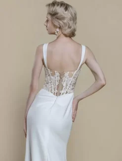 Boho Wedding Dress Lace Lace Ball Gown With Train Natural Waist Zipper Sleeveless Bateau Neck Ivory