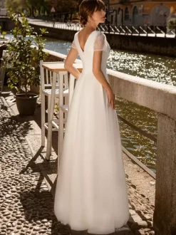 Boho Wedding Dress Lace Split Front A-Line Floor-Length Natural Waist Zipper Short Sleeves V-Neck Ivory